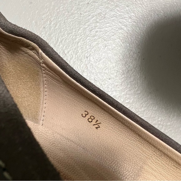 TOD’S Debbie Button Suede Leather Heels - Picture 9 of 13